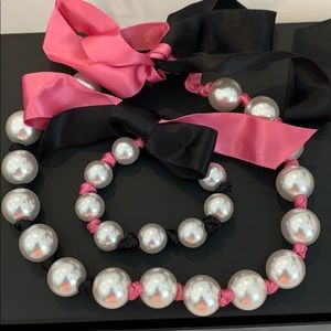 Faux pearl matching necklace and bracelet